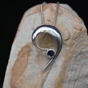Iolite Sterling Silver Pendant | September Birthstone Jewellery – Handcrafted by Simon