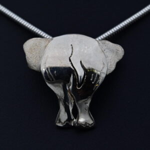 Ele Behind (m) Pendant in Sterling Silver