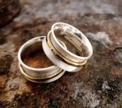 Silver &Gold Ponda Ring
