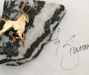 9ct Horse running Pendant