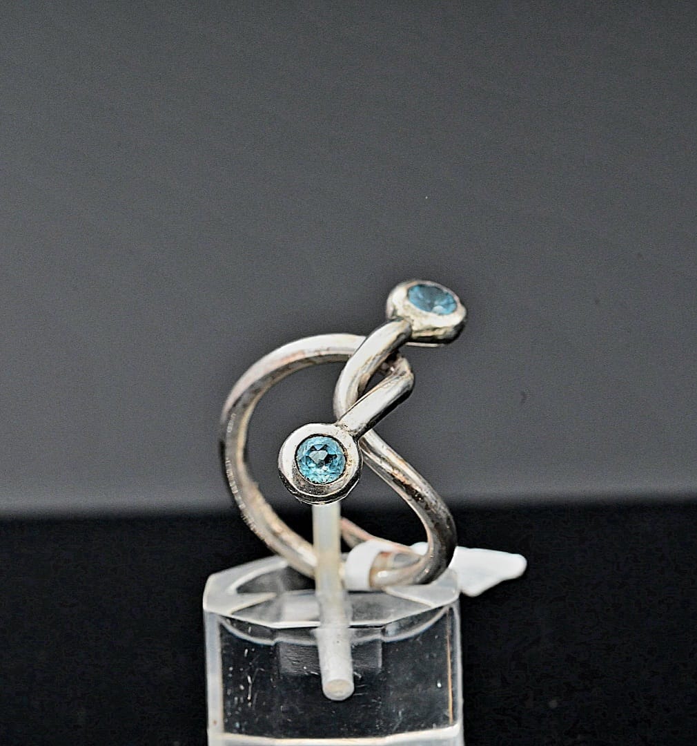 Wiry Blue Topaz Sterling Silver Ring – Handmade 925 Silver Jewellery - Image 2